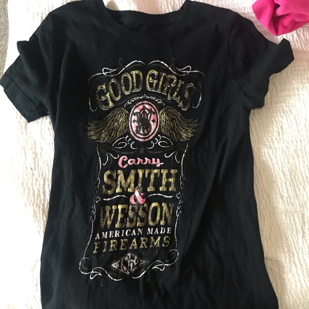 Smith & Wesson t shirt